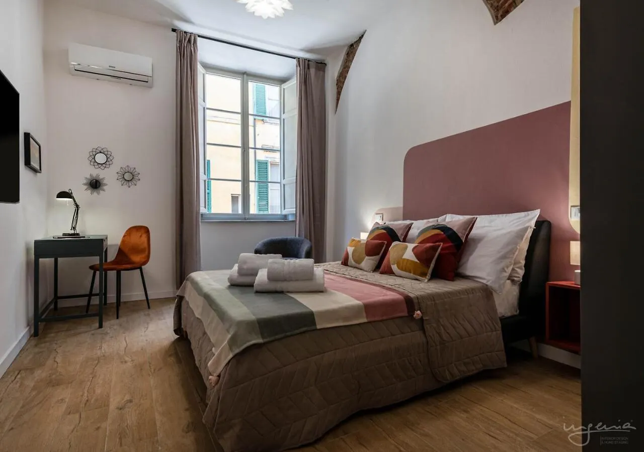 The Urban Blue, Superior Apartment Near Lungarni Pisa
