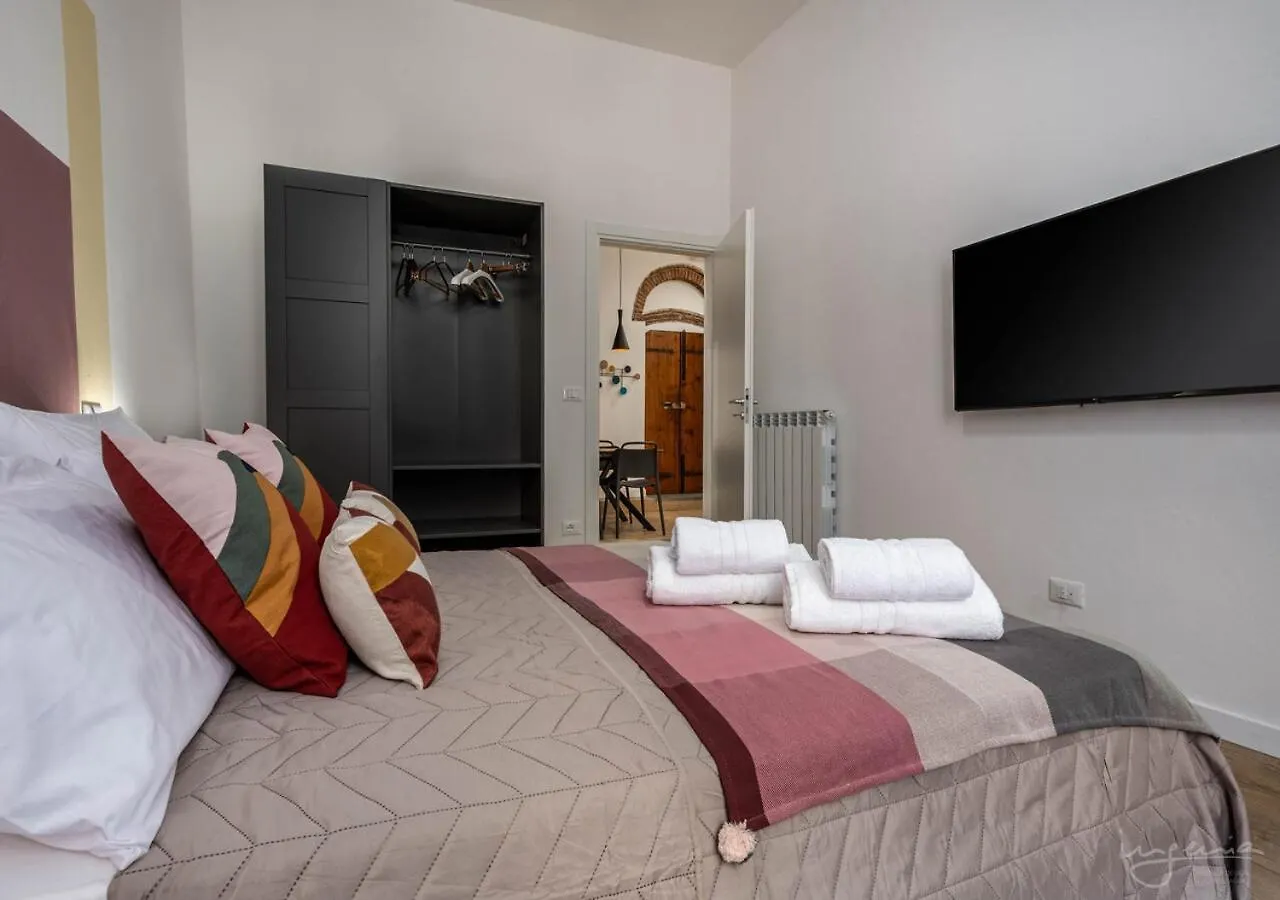 The Urban Blue, Superior Apartment Near Lungarni Pisa